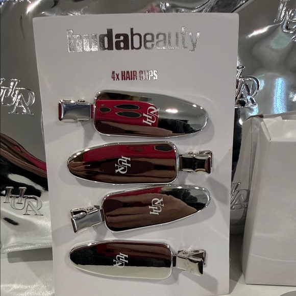 HUDA BEAUTY makeup bag set - Picture 4 of 7